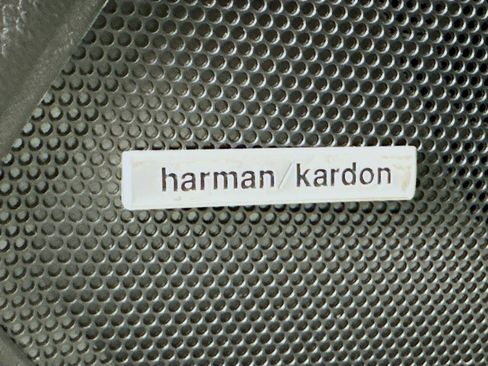 Used 2017 Subaru Outback 2.5i Limited image 19