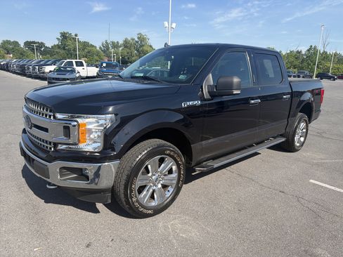 Used 2019 Ford F150 XLT w/ Equipment Group 302A Luxury AWD/4WD image 8
