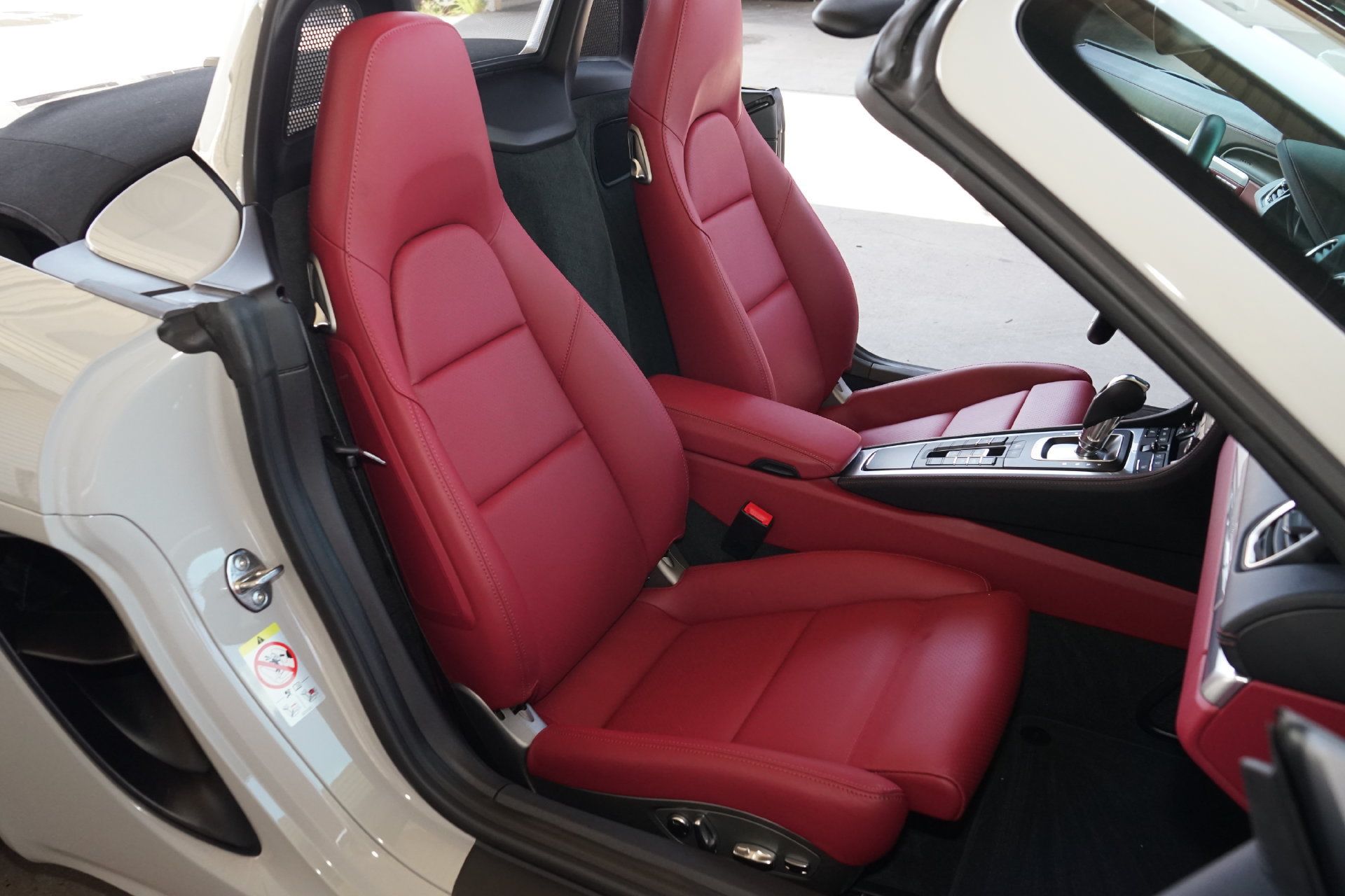 Used 2025 Porsche 718 Boxster GTS RWD image 4