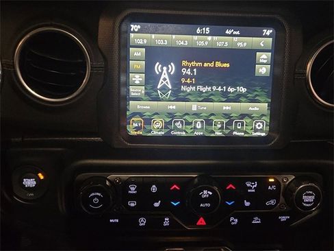 Used 2022 Jeep Wrangler Unlimited Sahara w/ Dual Top Group image 16