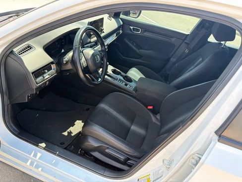 Used 2024 Honda Civic Sport image 12