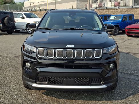 Used 2022 Jeep Compass Limited AWD/4WD image 2