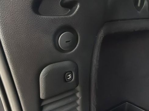 Used 2024 Dodge Durango GT image 39