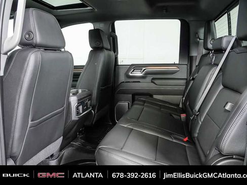 New 2026 GMC Sierra 2500 Denali w/ Denali Reserve Package image 18