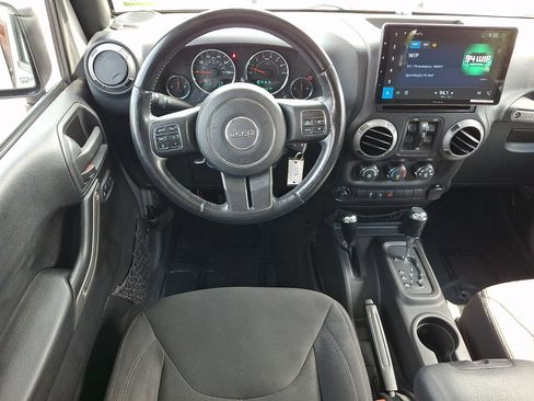 Used 2016 Jeep Wrangler Unlimited Sport w/ Quick Order Package 24S AWD/4WD image 12