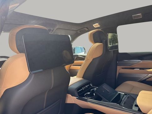 New 2025 Cadillac Escalade IQ Luxury 2 image 40