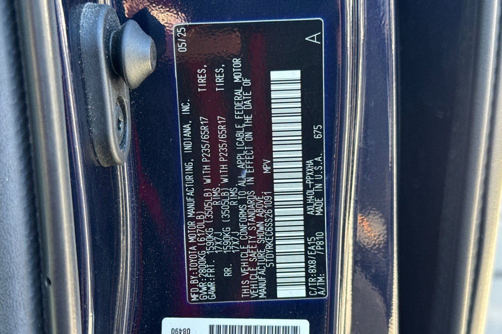 Used 2025 Toyota Sienna XLE FWD image 29