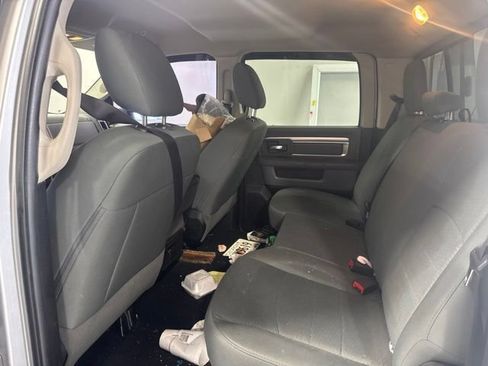 Used 2017 RAM 2500 SLT AWD/4WD image 18