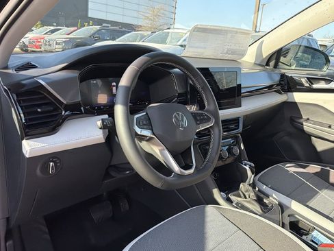 New 2026 Volkswagen Taos S FWD image 10