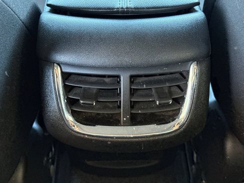 Used 2024 Chevrolet Malibu LT FWD image 20