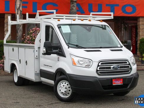 Used 2019 Ford Transit 350 138 DRW w/ Premium Package image 2