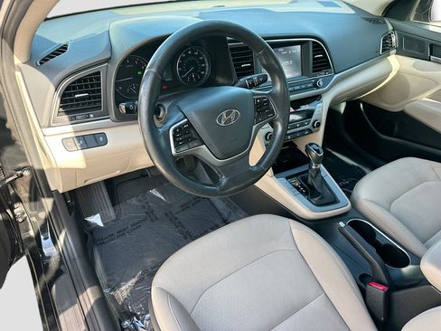 Used 2018 Hyundai Elantra Value Edition image 9