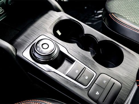 Used 2025 Ford Escape ST-Line image 25