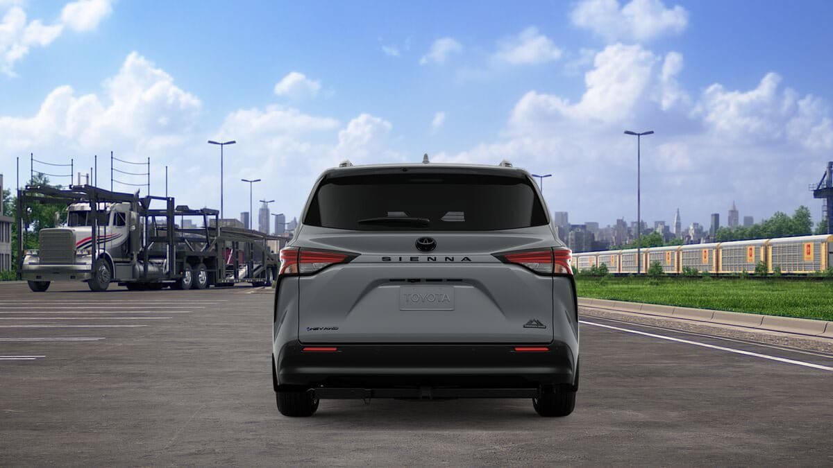 New 2026 Toyota Sienna XLE Woodland Edition AWD/4WD image 8