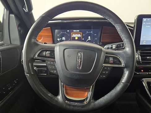 Used 2019 Lincoln Navigator Reserve w/ Cargo Package AWD/4WD image 22