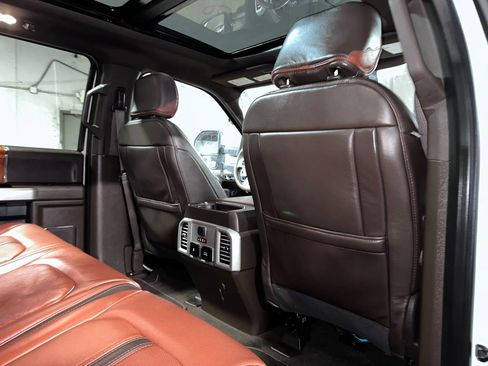 Used 2018 Ford F150 King Ranch w/ Equipment Group 601A Luxury AWD/4WD image 33