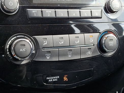 Used 2016 Nissan Rogue S image 15