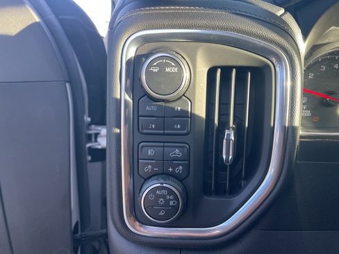 Used 2020 Chevrolet Silverado 1500 RST image 20