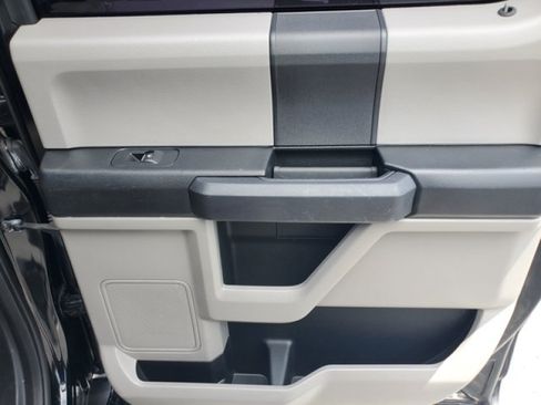 Used 2017 Ford F150 XL w/ Equipment Group 101A Mid RWD image 29