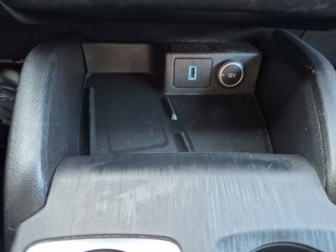 Used 2020 Ford Escape Titanium w/ Titanium Premium Package 2.0 image 32