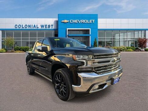 Used 2022 Chevrolet Silverado 1500 LTZ w/ LTZ Convenience Package II AWD/4WD image 15