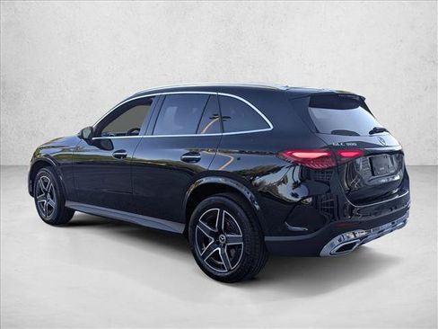 Used 2026 Mercedes-Benz GLC 300 image 8