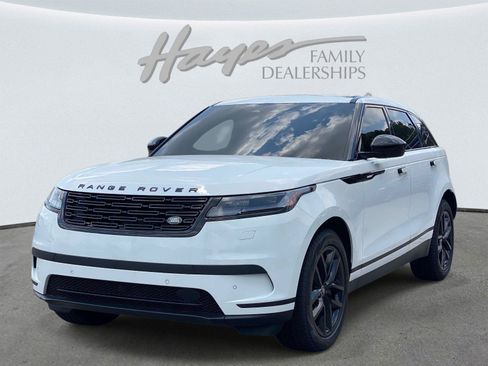 Used 2025 Land Rover Range Rover Velar S AWD/4WD image 10