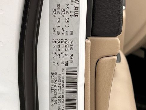 Used 2017 Jeep Grand Cherokee Limited w/ Luxury Group II image 33