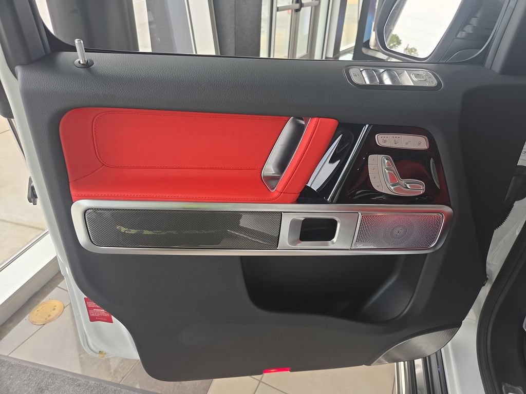 New 2027 Mercedes-Benz G 580 e image 8