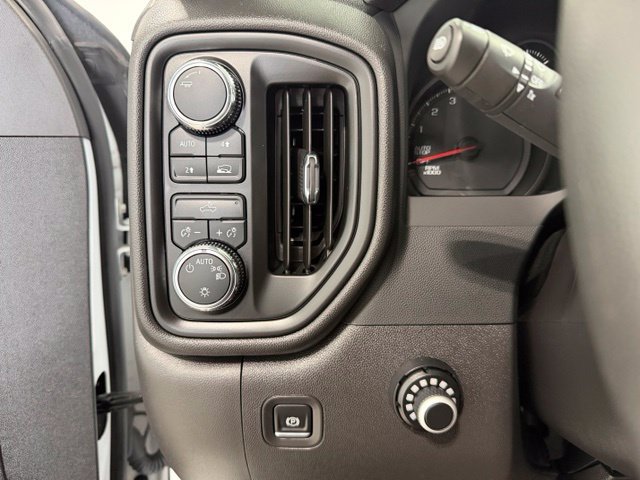 Used 2024 GMC Sierra 1500 Pro w/ Pro Value Package AWD/4WD image 11