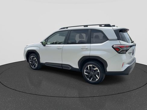 Certified 2025 Subaru Forester Limited AWD/4WD image 6