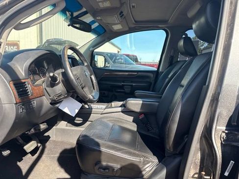 Used 2010 Nissan Armada Platinum w/ Captain Seat Pkg AWD/4WD image 2