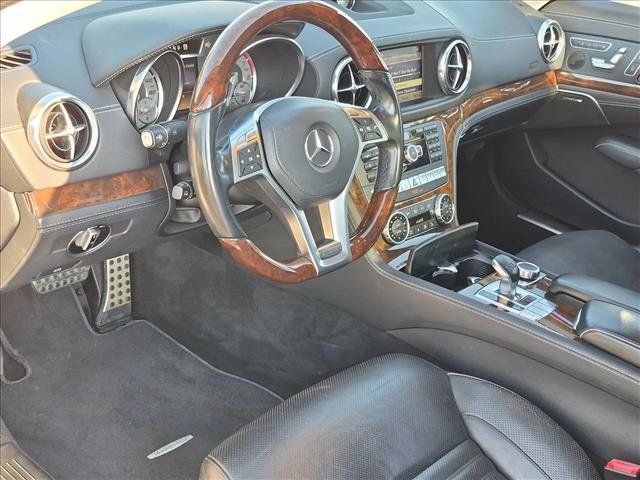 Used 2013 Mercedes-Benz SL 550 image 10