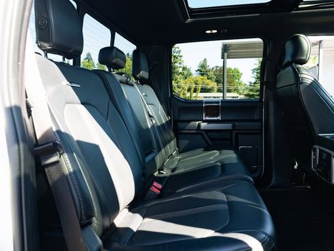 Used 2017 Ford F250 Platinum w/ Platinum Ultimate Package image 22
