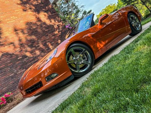 Used 2008 Chevrolet Corvette Convertible w/ Preferred Equipment Group image 9