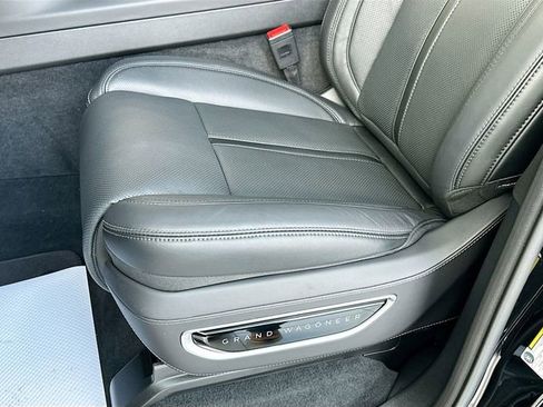 New 2026 Jeep Grand Wagoneer Summit w/ Premium Group III AWD/4WD image 19