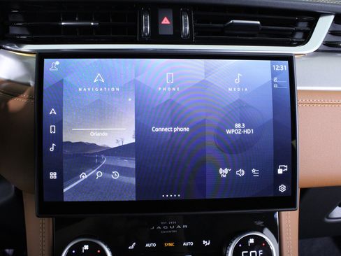 New 2026 Jaguar F-PACE R-Dynamic S image 20