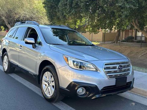 Used 2015 Subaru Outback 2.5i Premium image 2