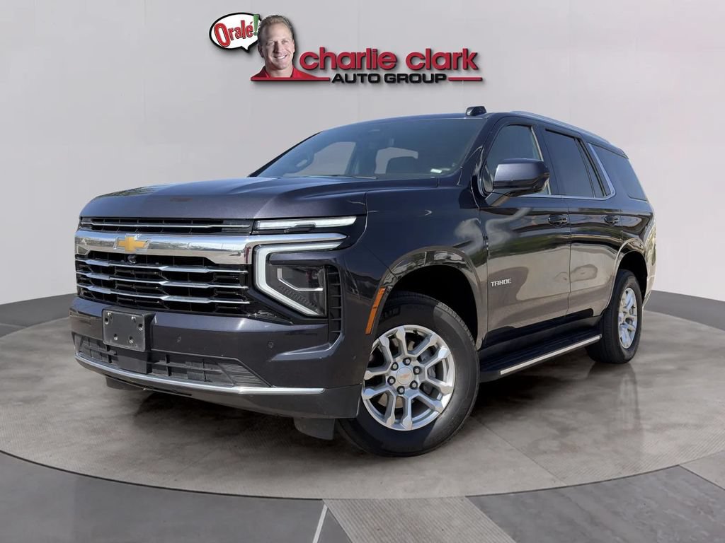 Used 2025 Chevrolet Tahoe LT AWD/4WD image 1