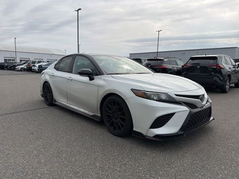 Used 2023 Toyota Camry TRD w/ TRD Package w/JBL Audio FWD image 7