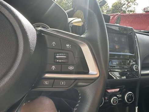 Used 2022 Subaru Forester Premium image 30