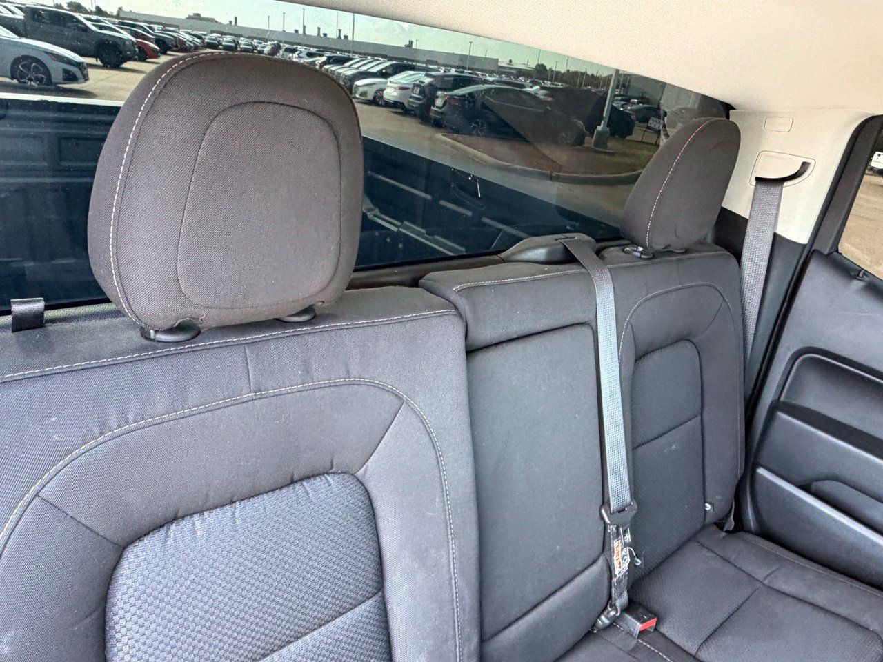 Used 2022 Chevrolet Colorado LT RWD image 26