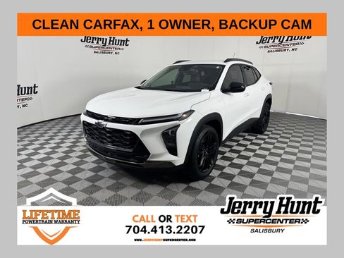 Used 2025 Chevrolet Trax ACTIV w/ Driver Confidence Package image 1