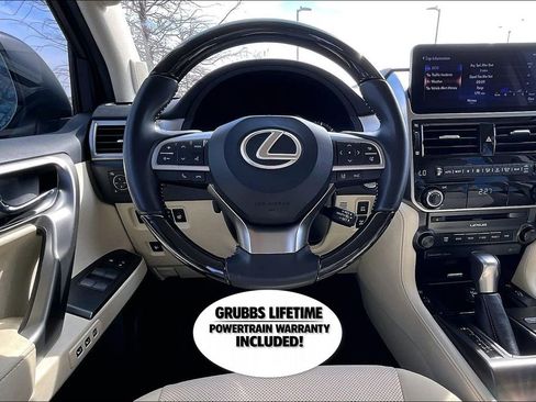 Used 2023 Lexus GX 460 Premium w/ Premium Package image 7