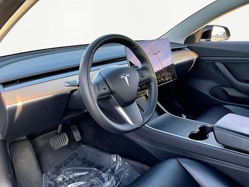 Used 2019 Tesla Model 3 Long Range image 14