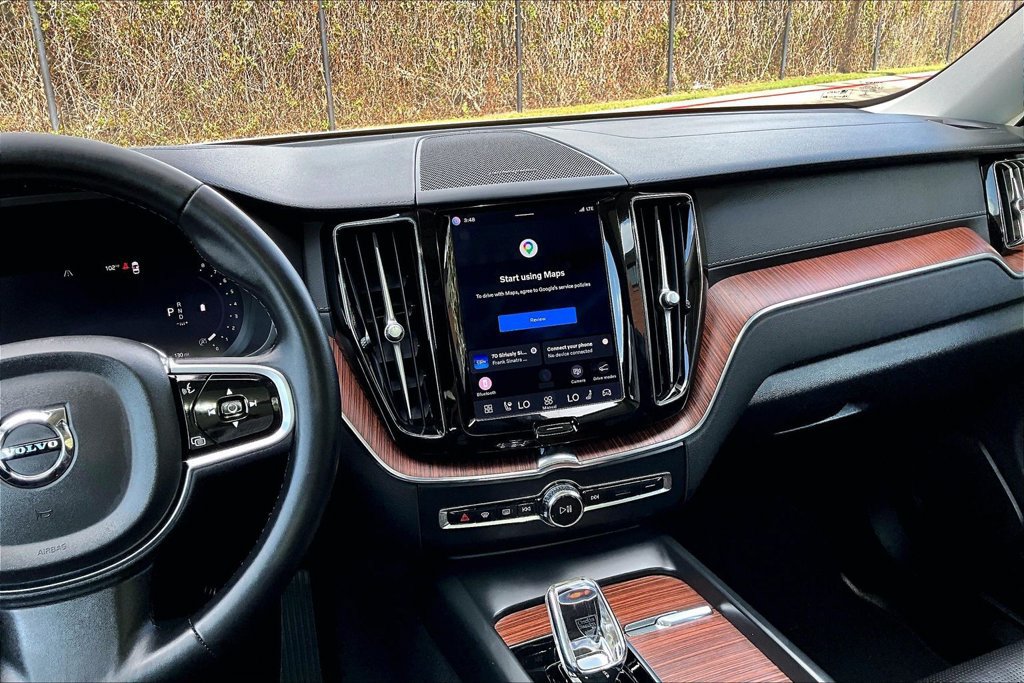 Used 2023 Volvo XC60 B5 Ultimate w/ Climate Package AWD/4WD image 8