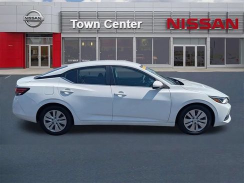 Certified 2023 Nissan Sentra S FWD image 8