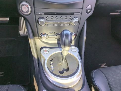 Used 2020 Nissan 370Z Touring Sport image 20