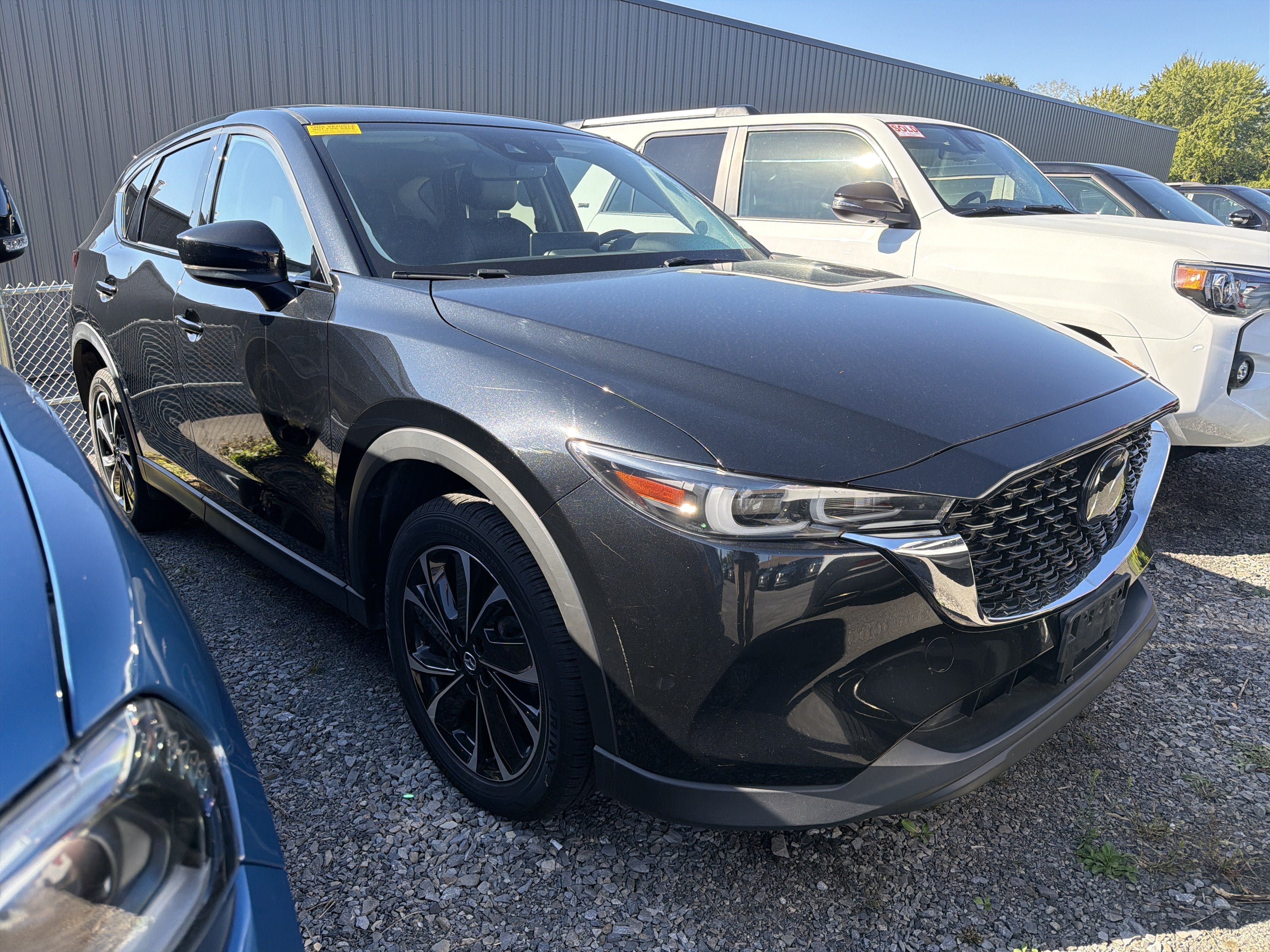 Used 2023 MAZDA CX-5 AWD 2.5 S w/ Premium Package image 2