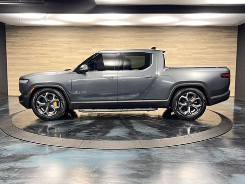 Used 2023 Rivian R1T Adventure image 23